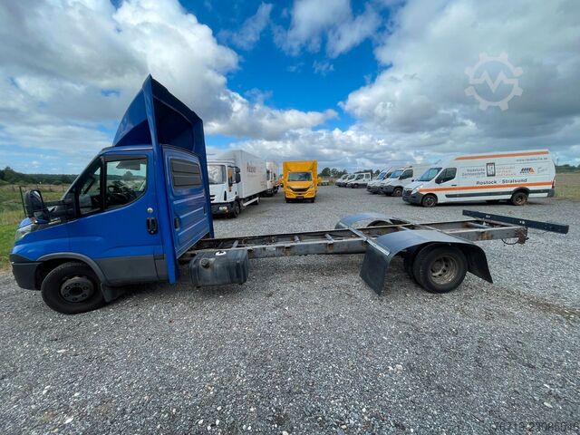 Šasija kombija IVECO 72C18 HiMatic,Fahrgestell,1.Hand