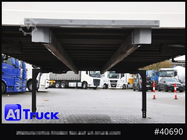 Menjalna nadgradnja s škatlasto strukturo SPIER WB Koffer, 7,45, guter Zustand, verzinkt, Rolltor