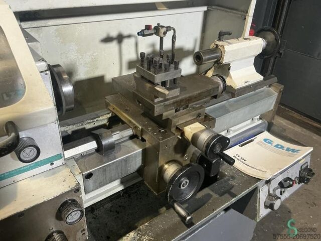 Horizontal lathes GDW LZ250 1997 GDW LZ250