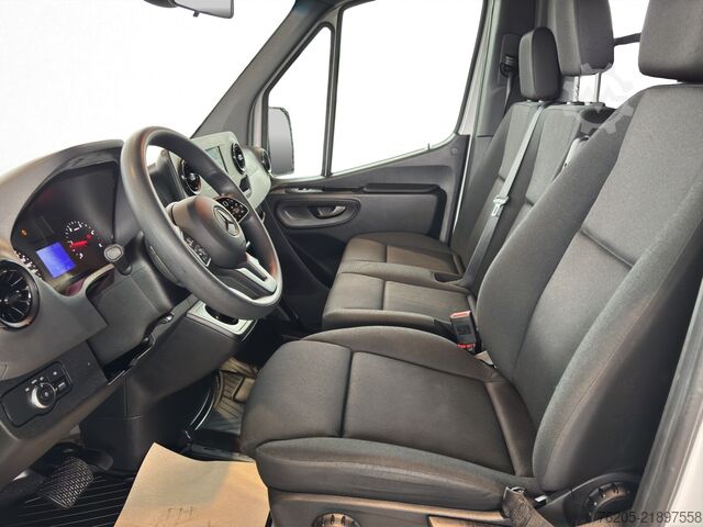 Xe van thùng kín Mercedes-Benz Sprinter 317 CDI Kasten  LED,Navi,Kamera