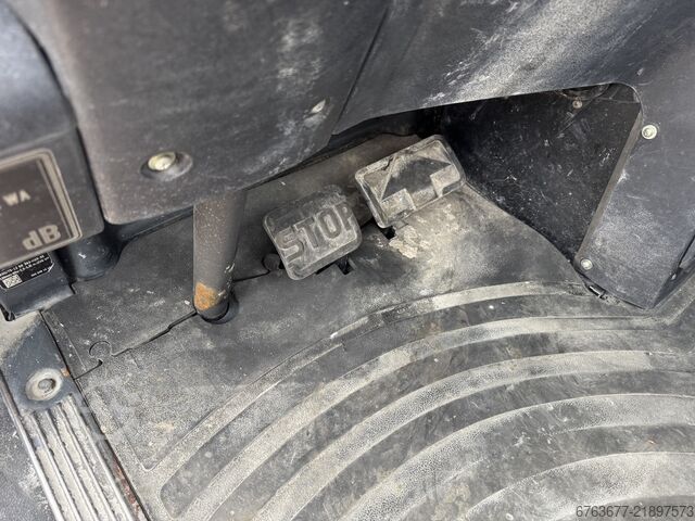 Linde H35D-02 Triplo 550 Angkat Bebas / Sisi Anjak / Pengubah Fork VW Diesel 2018 LINDE H35D-02 Triplo 550 Freelift / Sideshift / Vorkversteller VW Diesel 2018