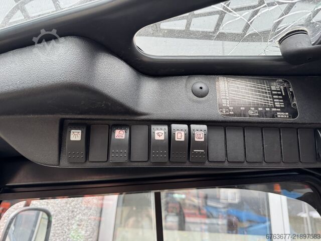 Linde H35D-02 Triplo 535 свободный подъём / боковое смещение / 4-я функция / VW дизель 2016 LINDE H35D-02 Triplo 535 Freelift / Sideshift / 4e Functie VW Diesel 2016