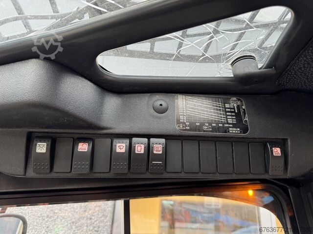 Linde H35D-02 Triplo 535 свободный подъём / боковое смещение / 4-я функция / VW дизель 2016 LINDE H35D-02 Triplo 535 Freelift / Sideshift / 4e Functie VW Diesel 2016