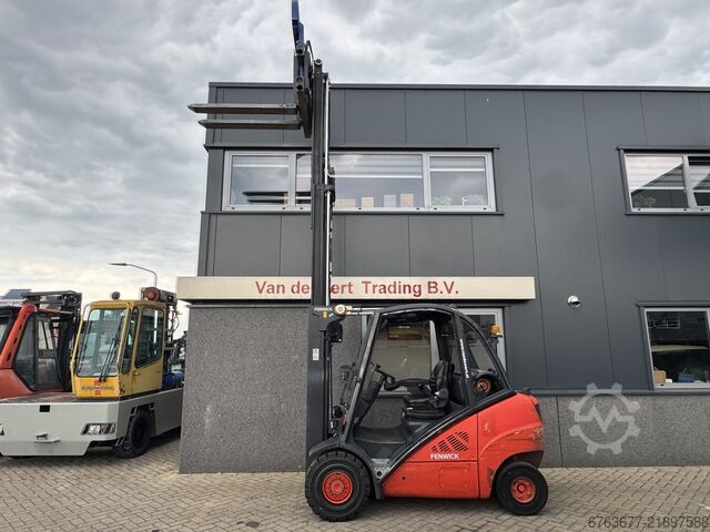  LINDE H30T-01 Triplo 460 Freelift / Sideshift / Vorkversteller / Vorkverlenging LPG 2011
