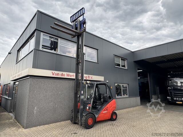  LINDE H30T-01 Triplo 460 Freelift / Sideshift / Vorkversteller / Vorkverlenging LPG 2011