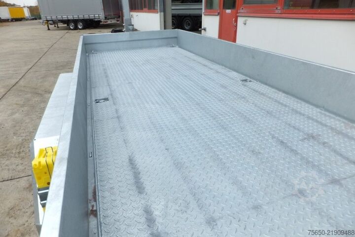 लो लोडर ट्रेलर Möslein TT 11-E6x2  Tieflader für Fräsen breiten Rampen, Neu