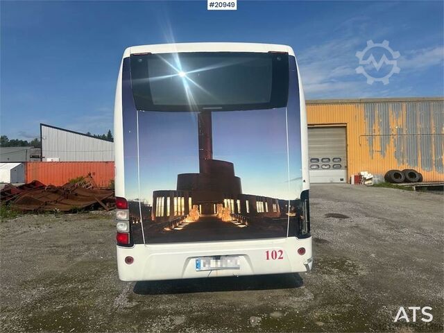 Автобус Volvo 9700H на 54 места с летними и зимними шинами Volvo 9700H bus w/ 54 seats w/ summer and winter tires