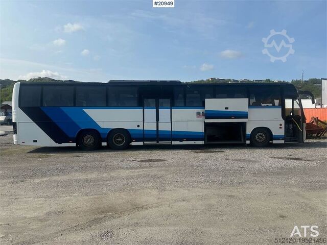 Автобус Volvo 9700H на 54 места с летними и зимними шинами Volvo 9700H bus w/ 54 seats w/ summer and winter tires