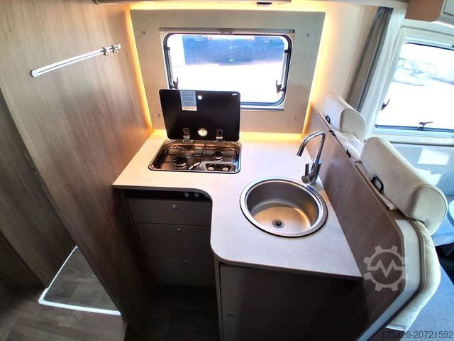 半集成式房车 CARADO T 447 pro+ *Pakate: pro+/Basic/Style*Hub-Bett*