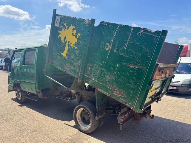 Volquete Isuzu NPR **KIPPER-BENNE-TIPPER**
