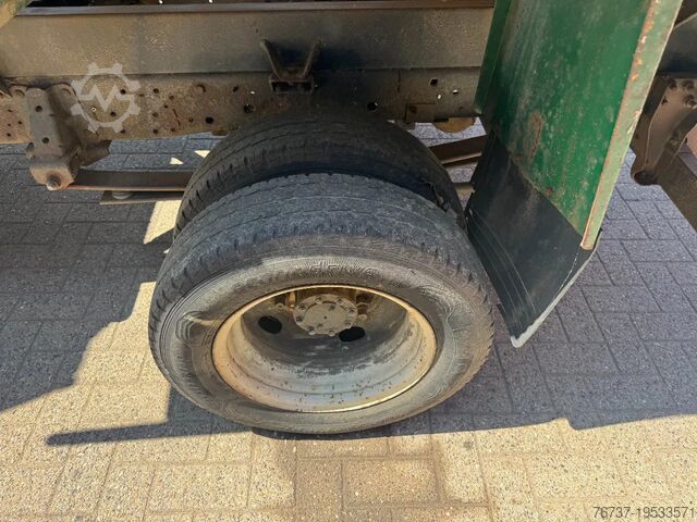 Volquete Isuzu NPR **KIPPER-BENNE-TIPPER**