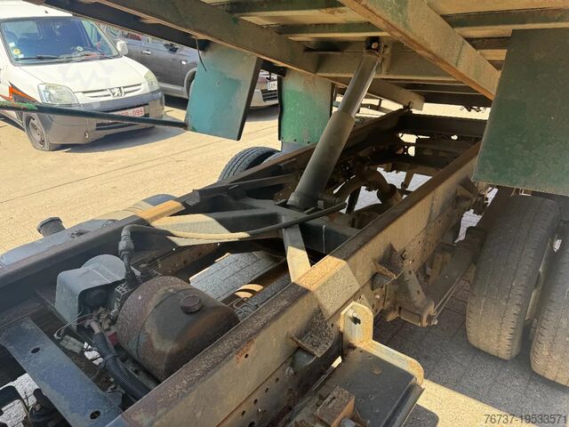 Volquete Isuzu NPR **KIPPER-BENNE-TIPPER**