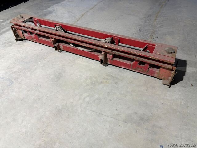 バランスブロック sonstige Ausgleichsbock für gekröpften Tieflader