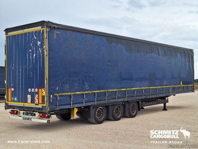 带篷布的开放式半挂车 Schmitz Cargobull Curtainsider Mega