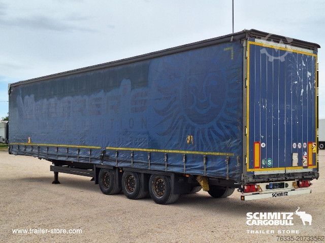 带篷布的开放式半挂车 Schmitz Cargobull Curtainsider Mega