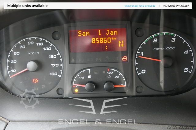 Skåpbil iveco Daily 35 S11 C30C AUTOMATIK KAMERA Regale LUFT DURCHGANG EURO-5 CoC