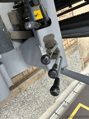 VS-22881 Carretilla elevadora eléctrica de mástil triple Niehiyu NIEHIYU FBT15PN