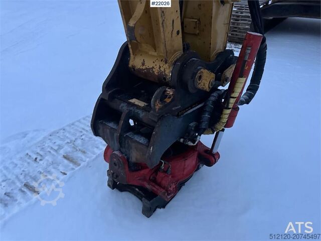Bager za puzanje CAT 324E excavator with/ GPS and grading bucket. WATCH