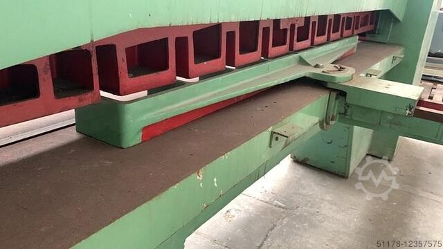 Нарезка Monguzzi TRA3000