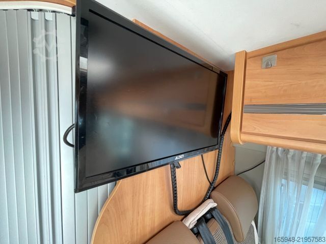 Husbil PÖSSL Roadcruiser | Solar, Markise, age+TV