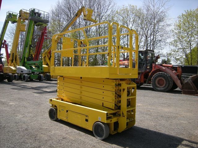Arbeitsbühne GENIE GS 4047 Scherenarbeitsbühne Genie 14 m