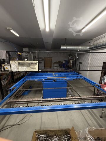 Máquina de fabricar cercas de arame Ideal CSR102