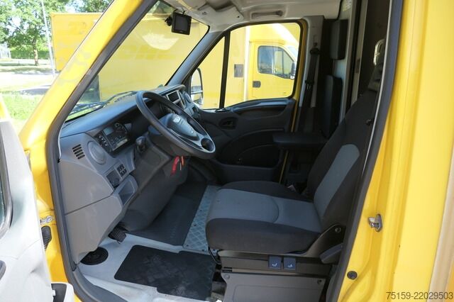 Skriňová dodávka iveco Daily 35 S11 C30C AUTOMATIK KAMERA Regale LUFT DURCHGANG EURO-5 CoC