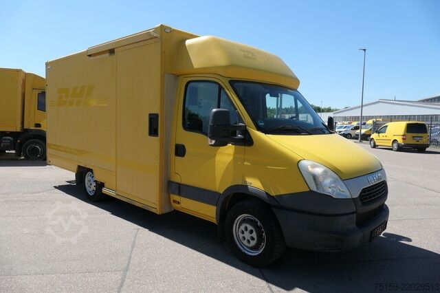 Skriňová dodávka iveco Daily 35 S11 C30C AUTOMATIK KAMERA Regale LUFT DURCHGANG EURO-5 CoC