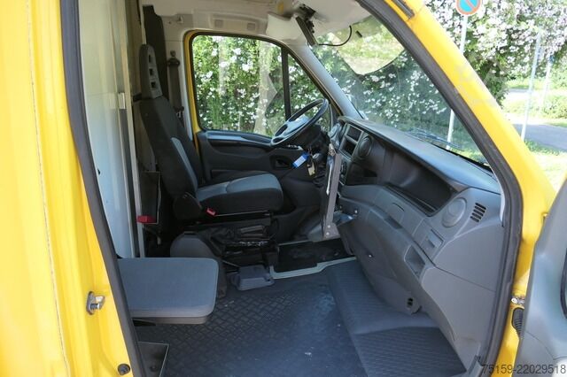 Skriňová dodávka iveco Daily 35 S11 C30C AUTOMATIK KAMERA Regale LUFT DURCHGANG EURO-5 CoC
