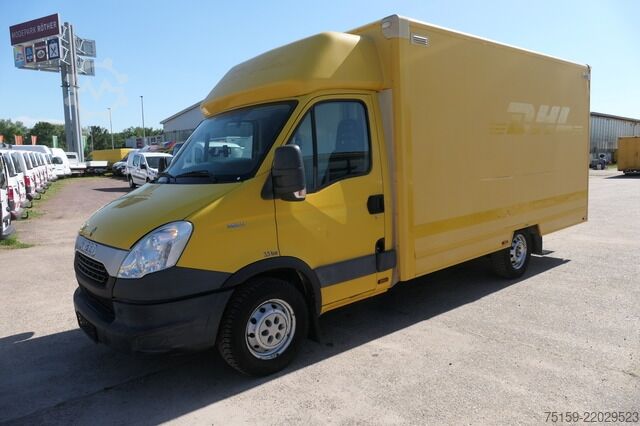 Skriňová dodávka iveco Daily 35 S11 C30C AUTOMATIK KAMERA Regale LUFT DURCHGANG EURO-5 CoC