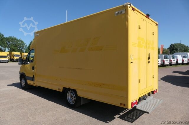 Skriňová dodávka iveco Daily 35 S11 C30C AUTOMATIK KAMERA Regale LUFT DURCHGANG EURO-5 CoC