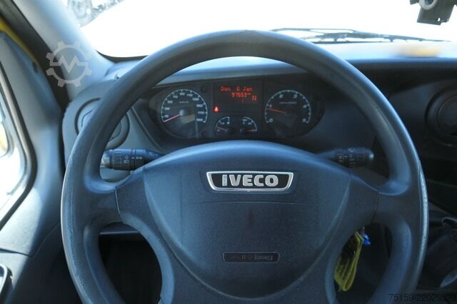 Skriňová dodávka iveco Daily 35 S11 C30C AUTOMATIK KAMERA Regale LUFT DURCHGANG EURO-5 CoC