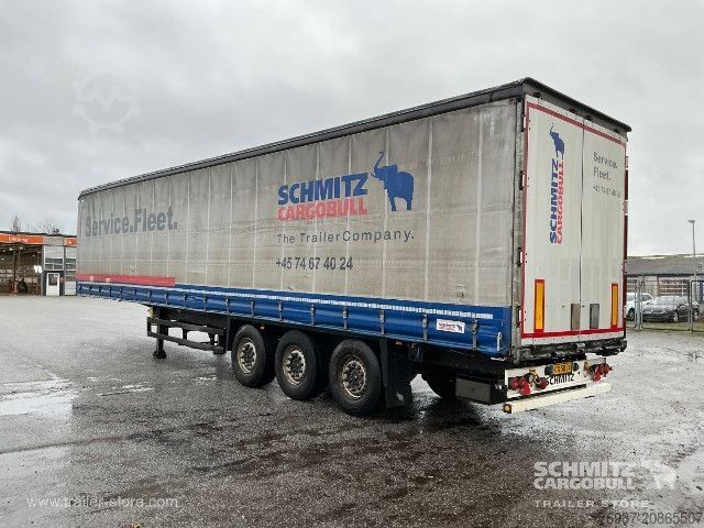 Open semitrailer with tarp Schmitz Cargobull Curtainsider Standard