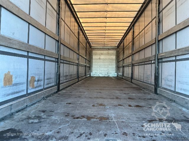 Open semitrailer with tarp Schmitz Cargobull Curtainsider Standard Faltwandtür rechts