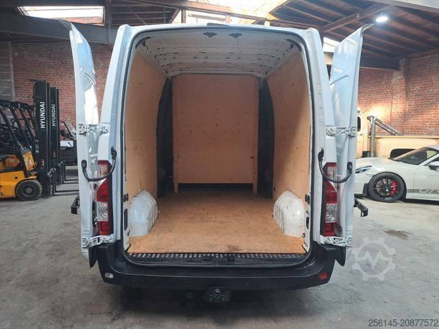 Furgoneta de caja alta OPEL Movano DoKa 6Sitze 3,5 AHK NaviKlimaTüvServicNeu