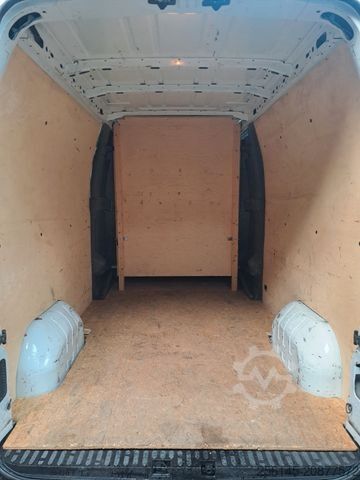 Furgoneta de caja alta OPEL Movano DoKa 6Sitze 3,5 AHK NaviKlimaTüvServicNeu