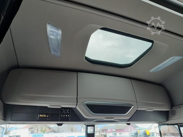 Standard tractor unit DAF XG 480 FT