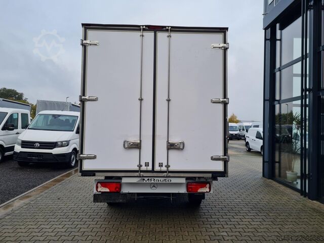 Kastiga kaubik Mercedes-Benz Sprinter 317 Koffer AG KLIMA KAMERA TEMPOMAT