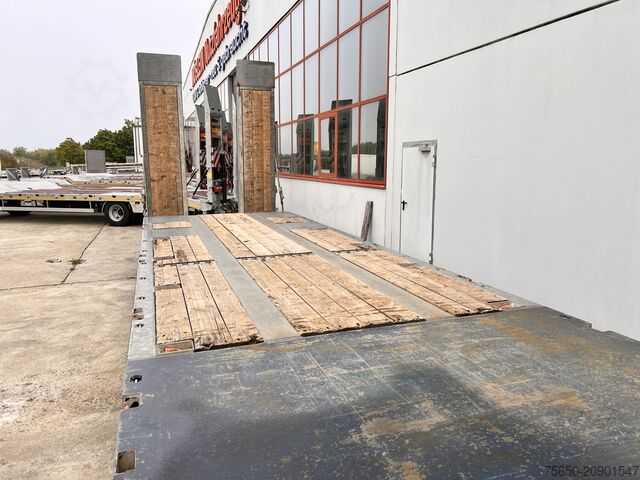 Reboque com plataforma rebaixada Müller Mitteltal D3  3 Achs Tieflader 9 m, Verzinkt, Wenig Benutzt