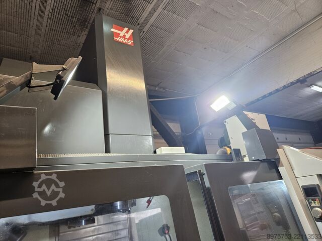 Centro de maquinação vertical Haas VF-3YT/50