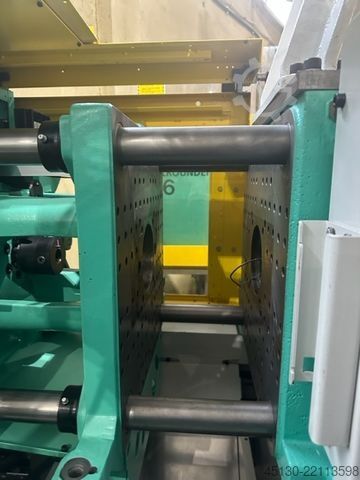 Máquina de moldeo por inyección Arburg 320C 600-250
