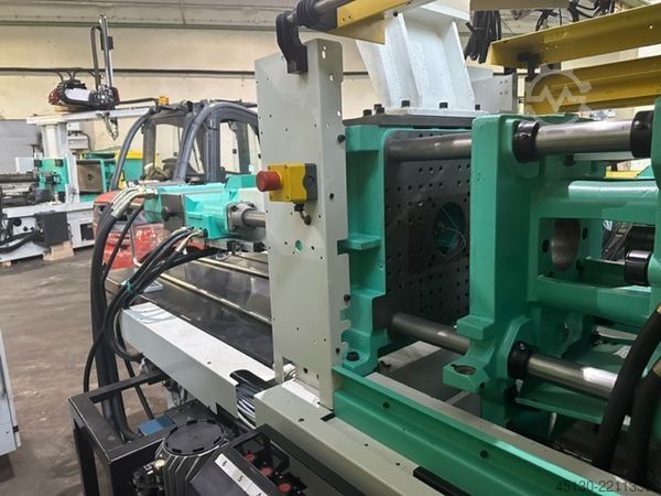 Máquina de moldeo por inyección Arburg 320C 600-250