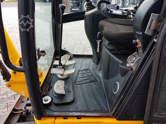 Minibagger JCB 8018 / 3.420h / hydrl. Grabenräumer / Tieflöffel