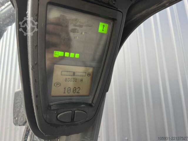 Elektrinis keturių ratų krautuvas Linde E20PH-02