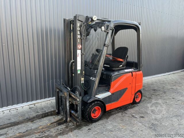 Elektrinis keturių ratų krautuvas Linde E20PH-01