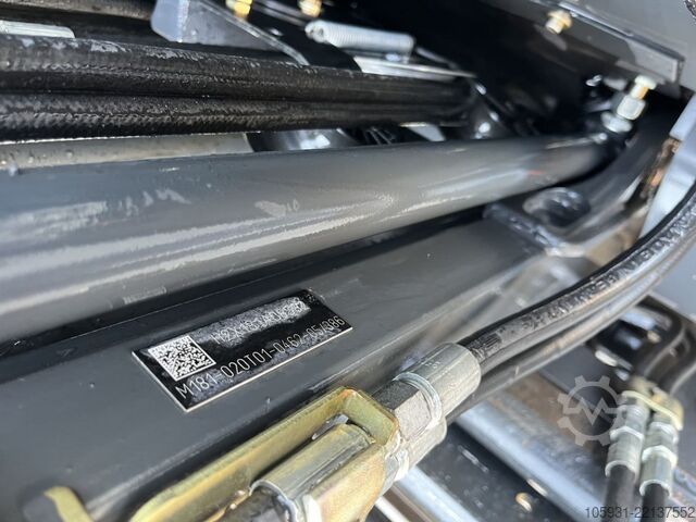 Elektrinis keturių ratų krautuvas Linde E20PH-01