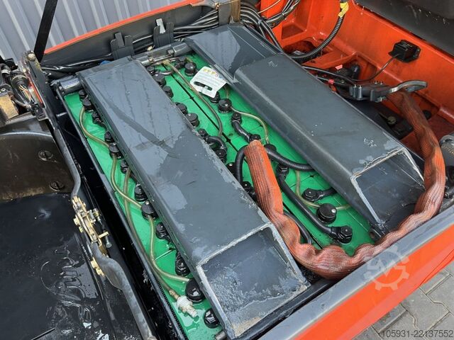 Elektrinis keturių ratų krautuvas Linde E20PH-01