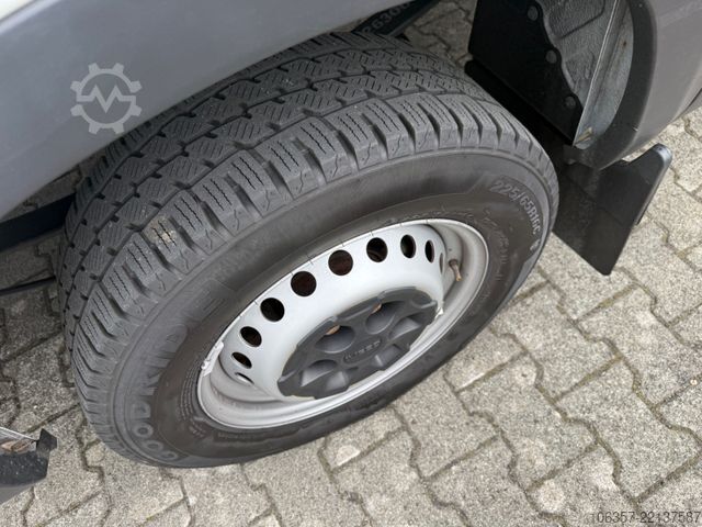 รถตู้หลังคาสูง IVECO Daily 35S16V Klima, PDC,Tacho, AHK, RD 3520mm