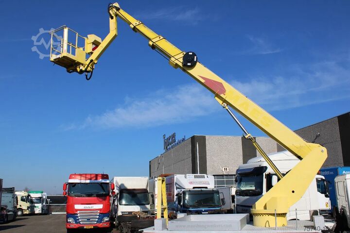 Hebebühne MAN TGL 17.240 + 3PERSON + MANUAL