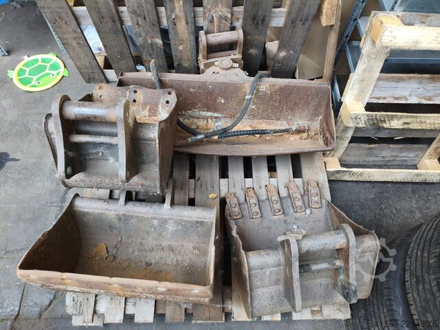 Mini bager Terex TC 16